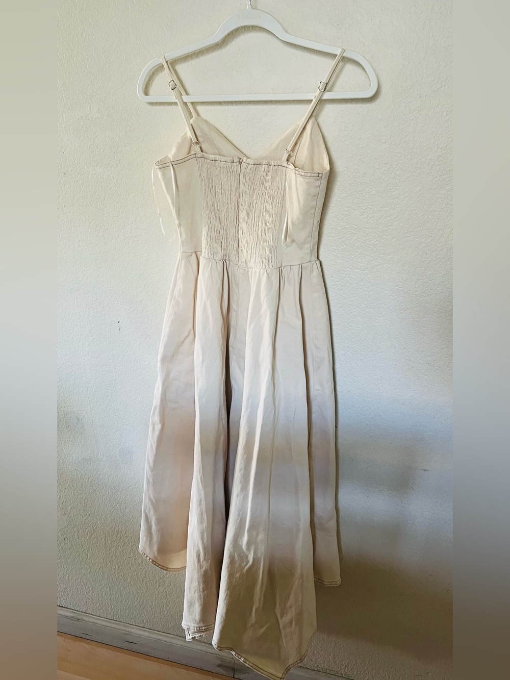 Moon River Cream Spaghetti-Strap Midi Dress - Picture 3 of 6